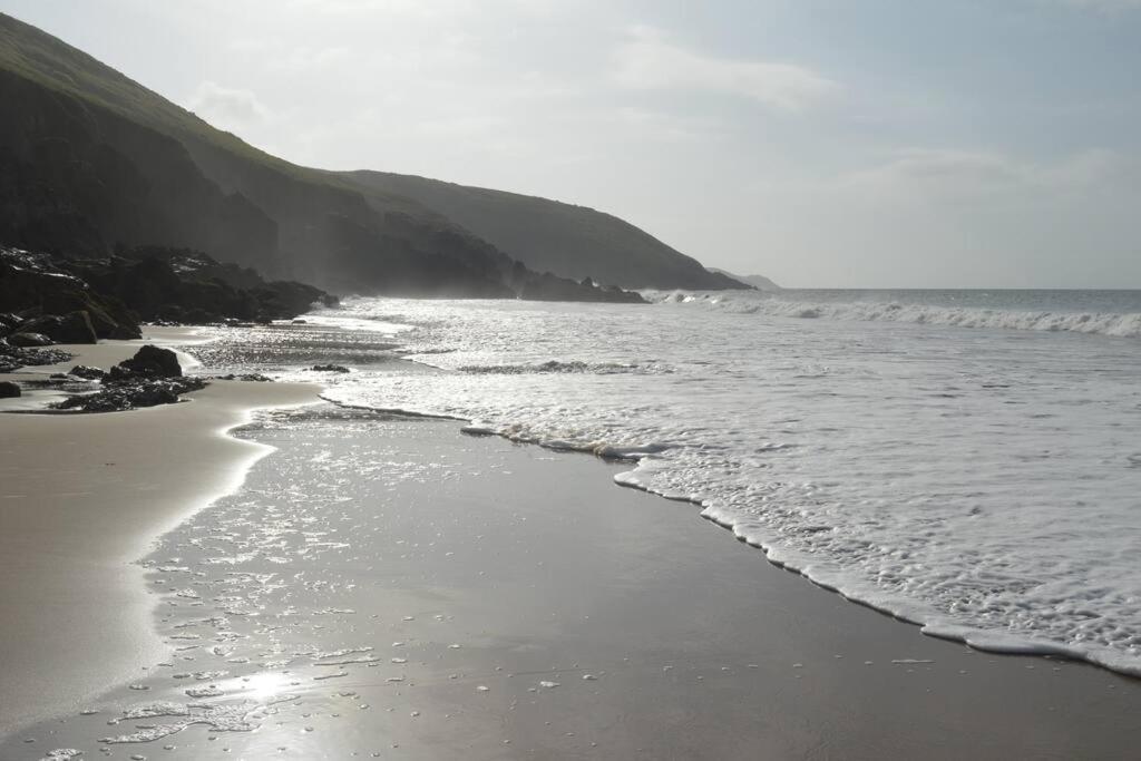 Galwad Y Mor A Coastal Escape In Pembrokeshire'S National Parks Villa Lamphey Exterior foto